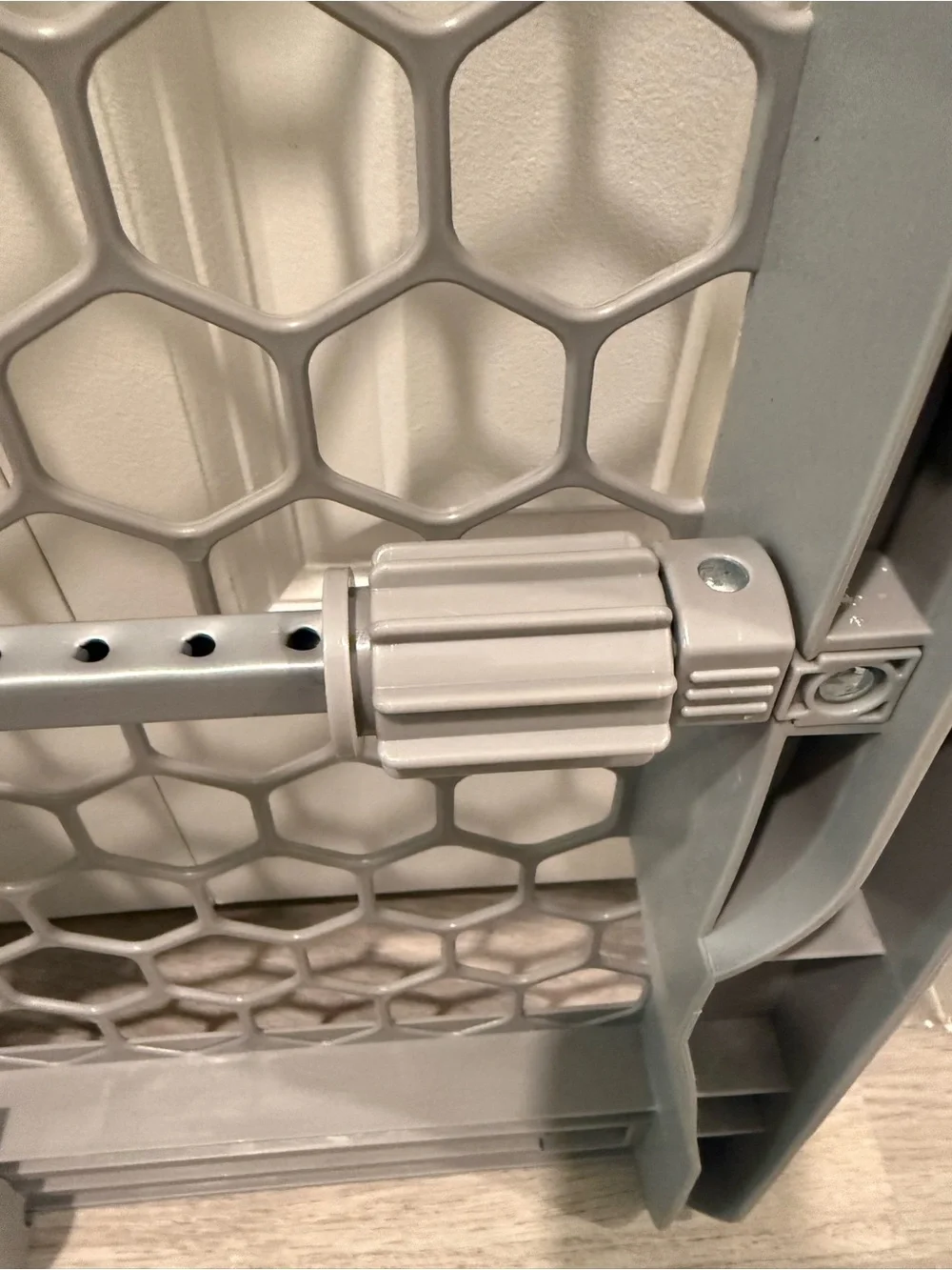 Honeycomb Plastic Storage/Safety Gate